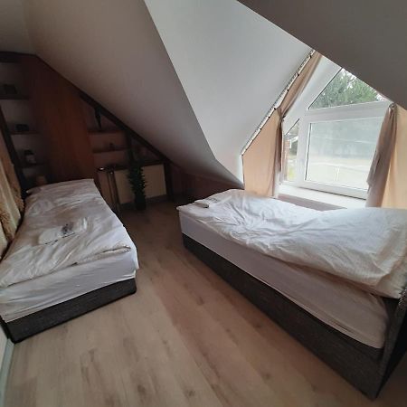 Egniss Apartman Bogács Exteriör bild