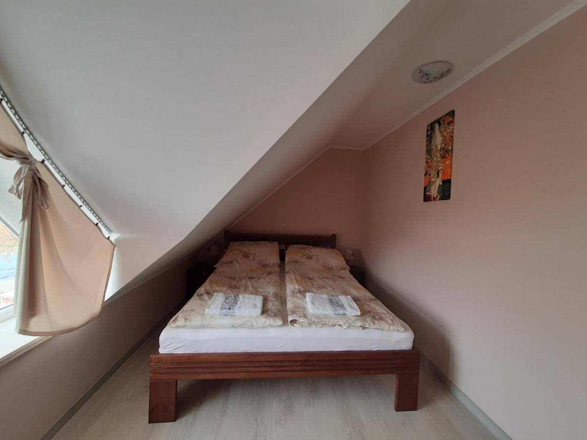 Egniss Apartman Bogács Exteriör bild